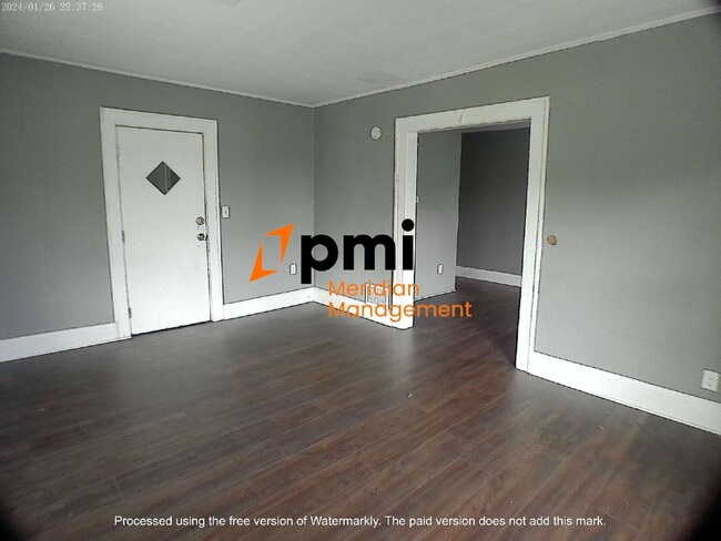 Building Photo - SUMMER RENTAL SPECIAL - FIRST MONTH 50%!!