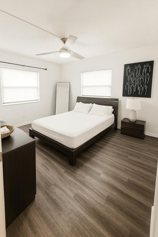 Building Photo - 801 Andrews Ave