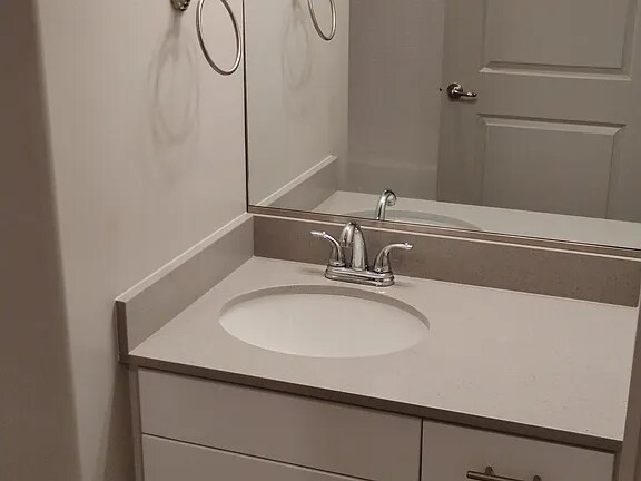 Building Photo - 1167 E Telegraph St