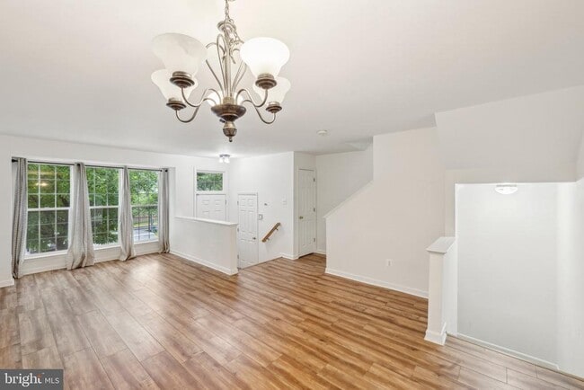 Building Photo - 8233 Ramseur Pl