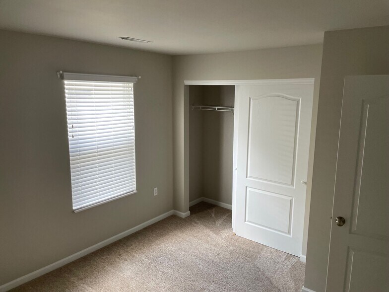2nd Bedroom - 4323 Capri Way