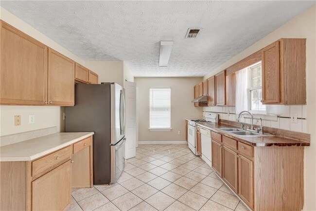 Building Photo - 3174 Benthollow Ln