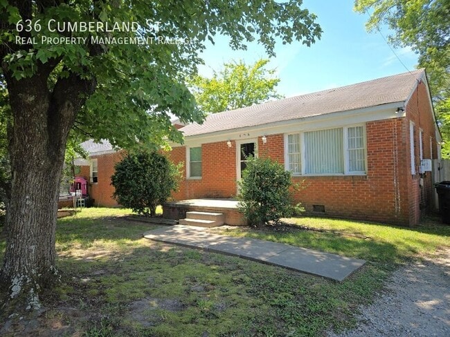 Building Photo - 636 Cumberland St