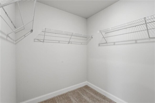 Building Photo - 2206 Chant St