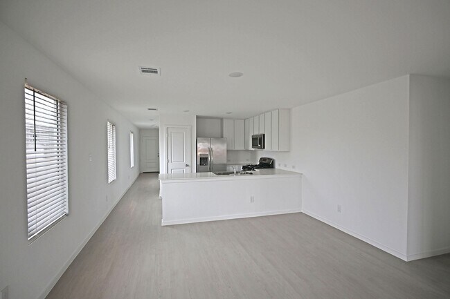 Building Photo - 14605 Mudstone Pl