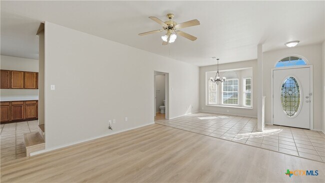 Building Photo - 821 Benning St