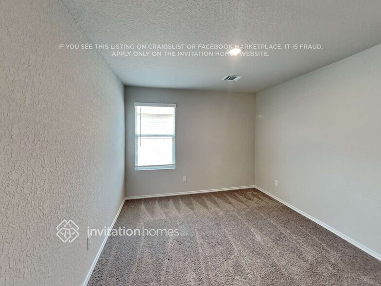 Building Photo - 10622 Varmus Dr