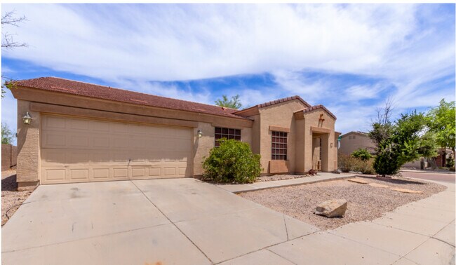 Building Photo - 608 W Rattlesnake Pl