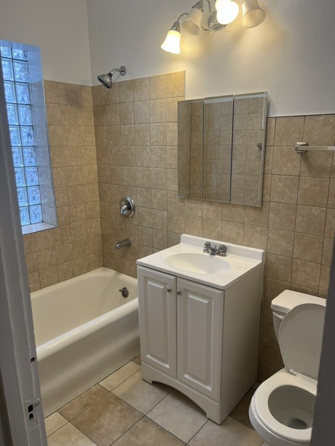Building Photo - 720A Hinman-2N