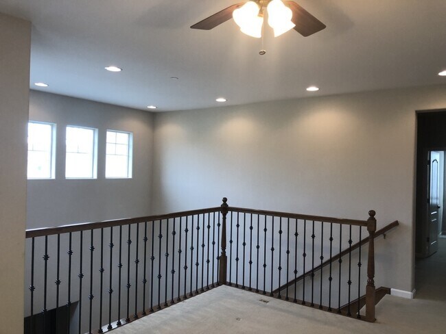 Building Photo - 5 bedroom Whitney Ranch Beauty! Walking di...