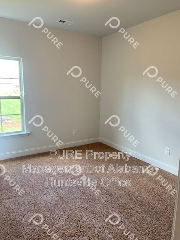 Building Photo - 283 Abercorn Dr