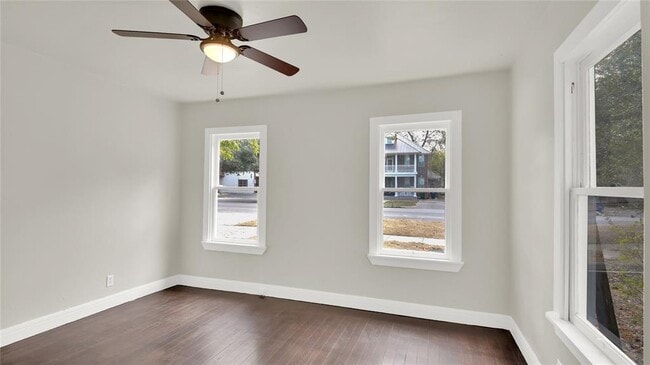 Building Photo - 4008 Speedway