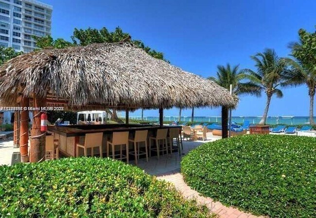 Primary Photo - 3001 S Ocean Dr