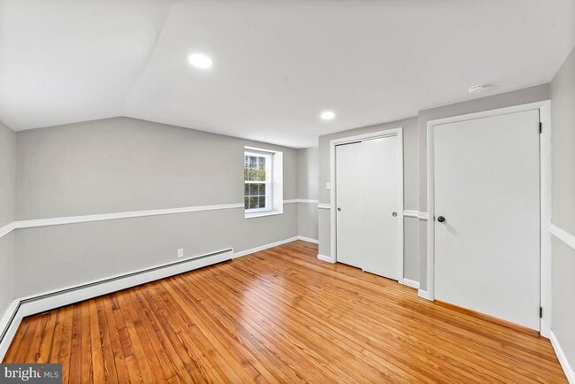 Building Photo - 4252 West Chester Pike