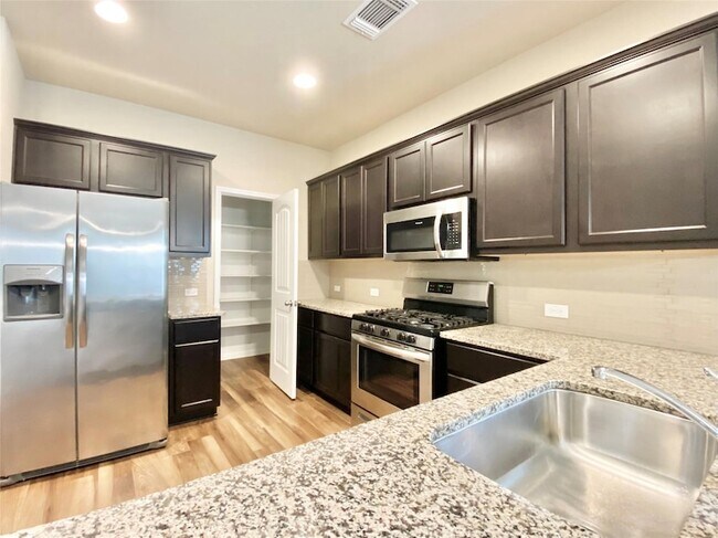 Building Photo - 2937 Bridekirk Dr