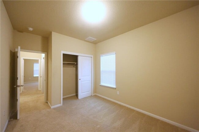 Building Photo - 6107 Diamondleaf Bend