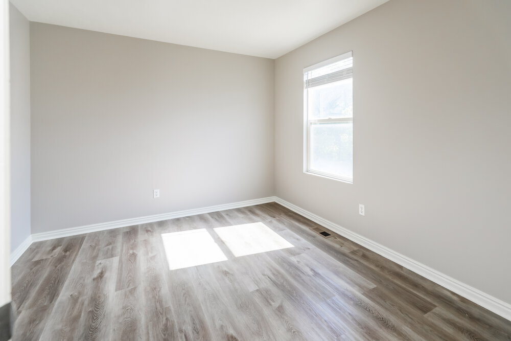Building Photo - 686 N 410 W