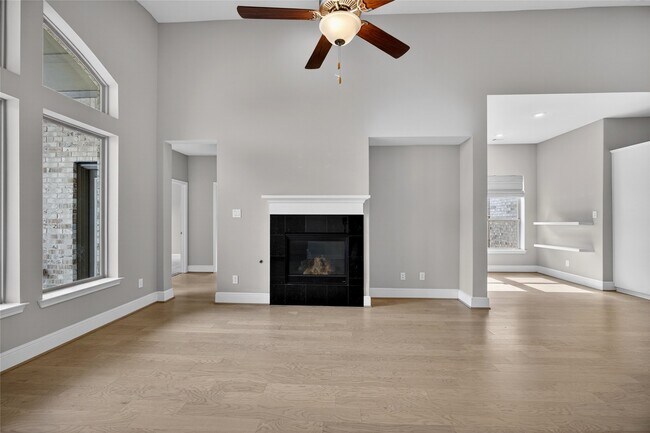 Building Photo - 3031 Lantana Trl