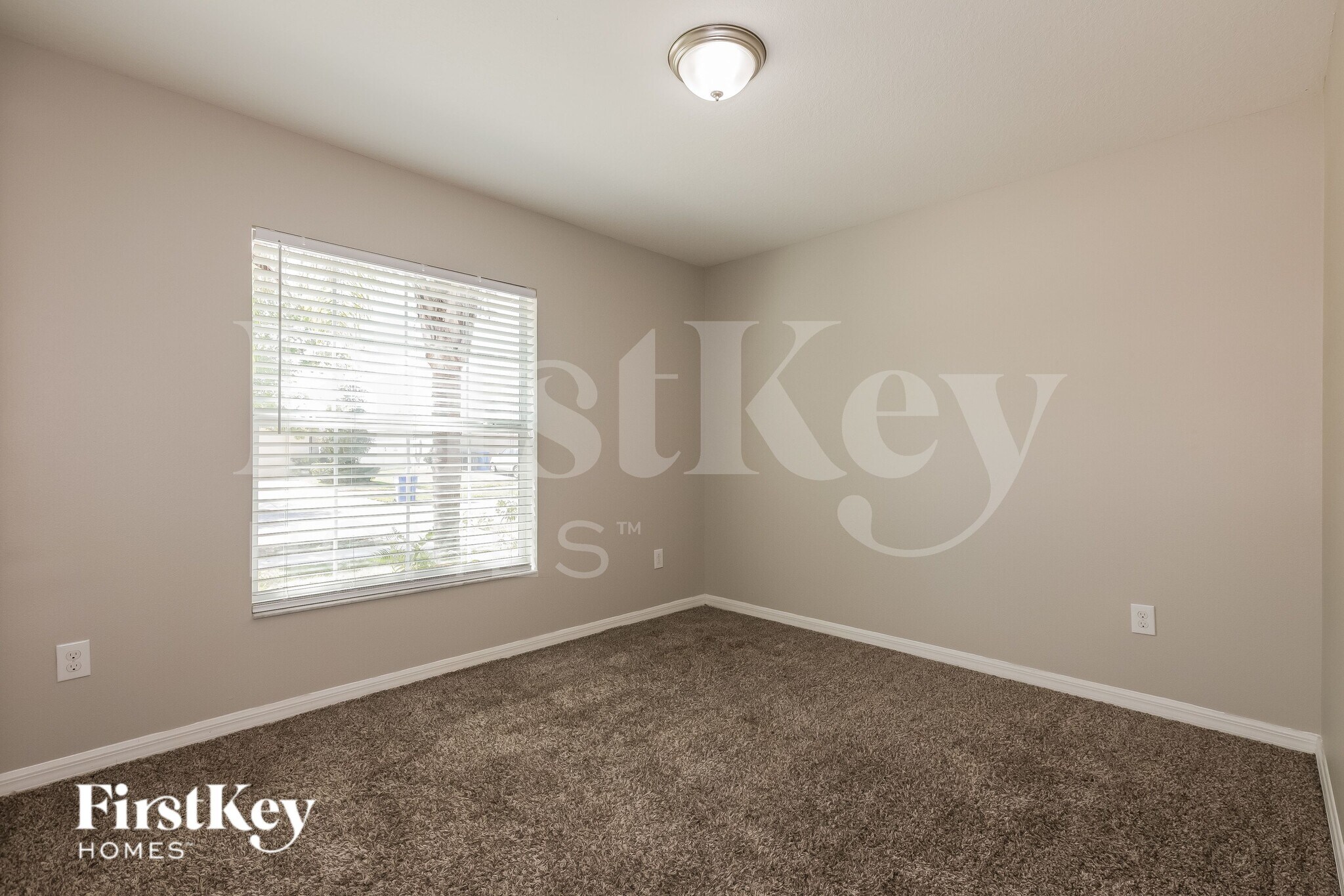 Building Photo - 10621 Standing Stone Dr