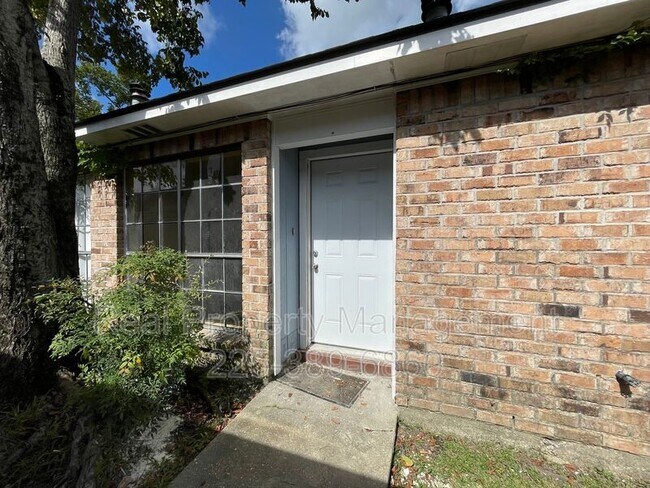 Primary Photo - 10642 Stanley Aubin Ln