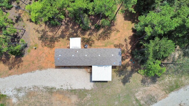 Building Photo - 1556 Brown Rd