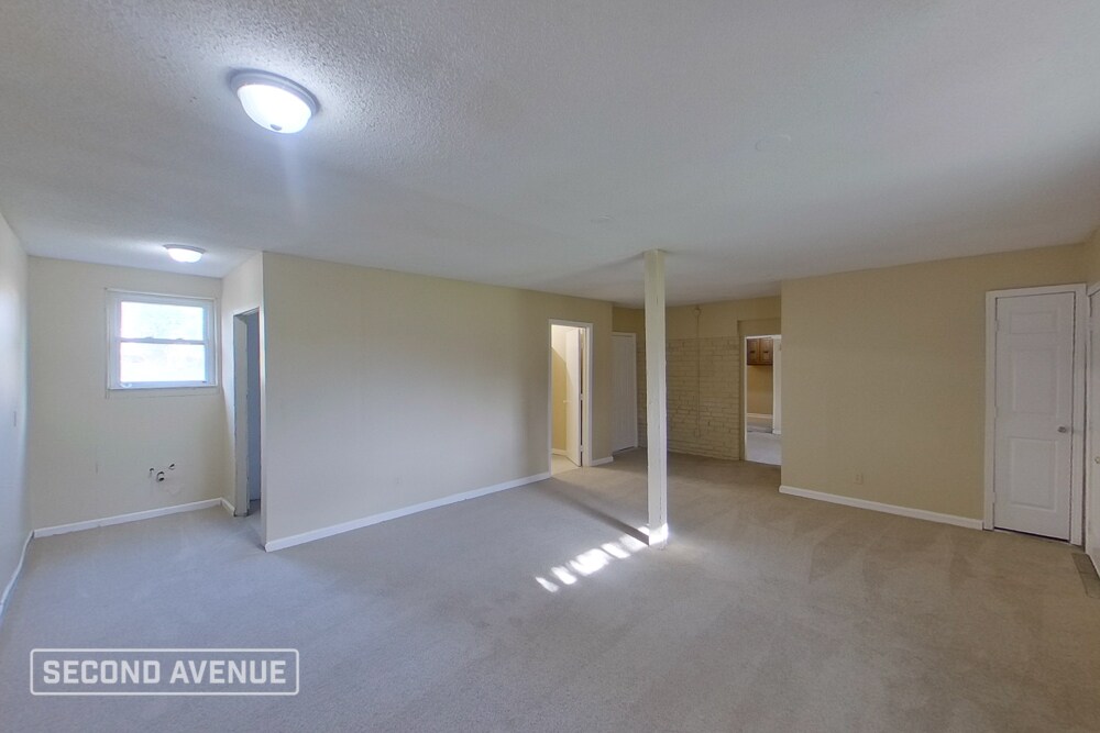 Building Photo - 3327 Hillis Rd