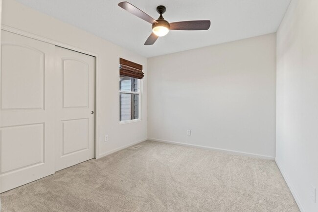 Building Photo - Luxury Townhome, Fishers Schools, Minutes from Shopping, Restaurants, and City Parks!