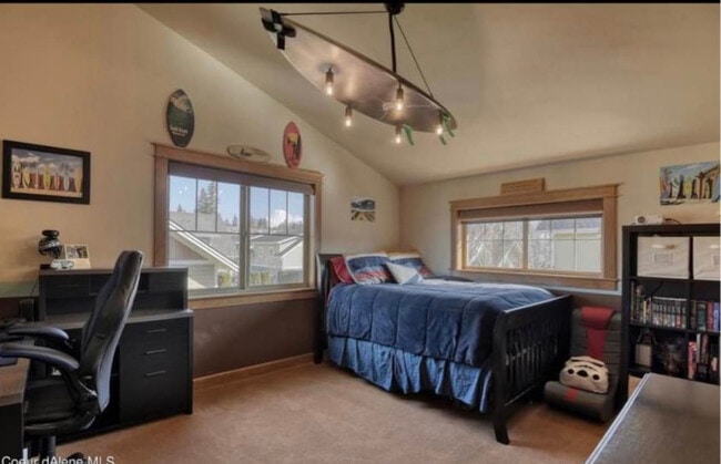 Building Photo - 4047 W Shoreview Ln