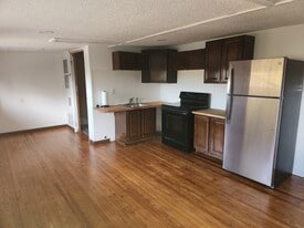 Building Photo - 48 E Gay St