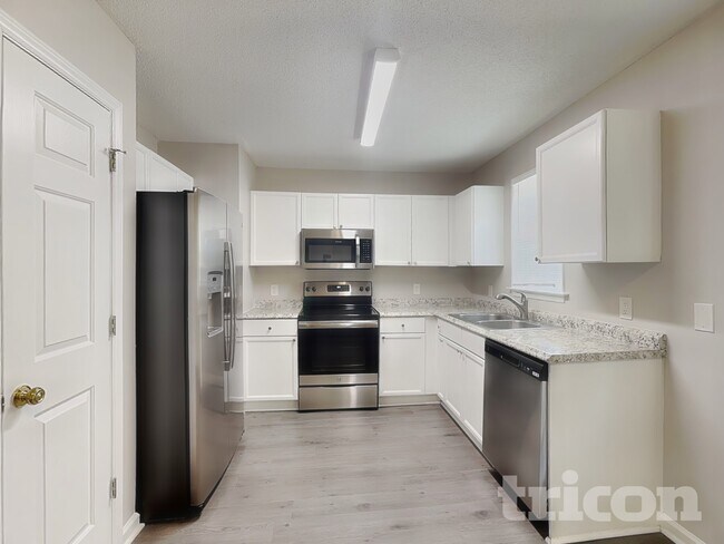 Building Photo - 105 Pinto Ln