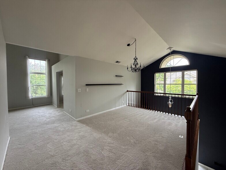 Building Photo - 1275 Old Mill Ln