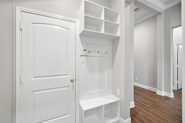Building Photo - 14915 Violet Willow Ct