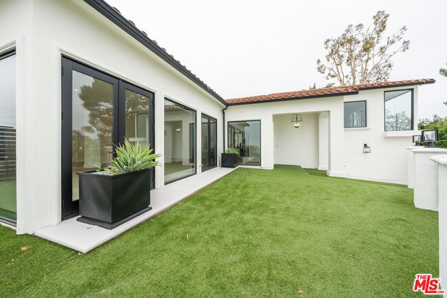 Building Photo - 4576 Martson Dr