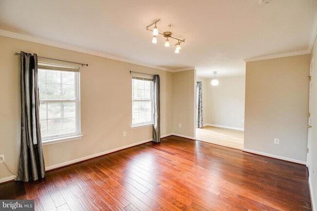 Building Photo - 2035 Astilbe Way