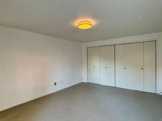 Building Photo - Updated 3BR Evergreen Home w/ Garage & Fenced Yard