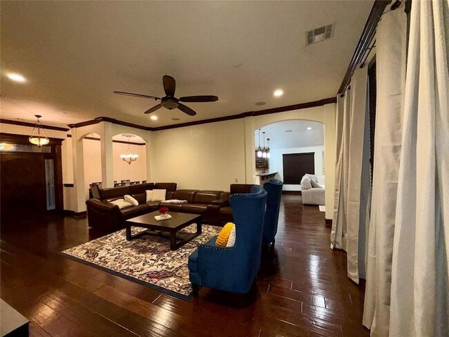 Building Photo - 16616 Moorgate Ln