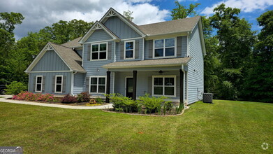 Building Photo - 82 Wolf Crk Dr