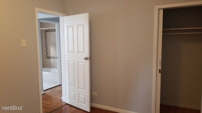 Building Photo - 4 br, 2 bath Apartment - 69 Rose Ter 2 Unit 2