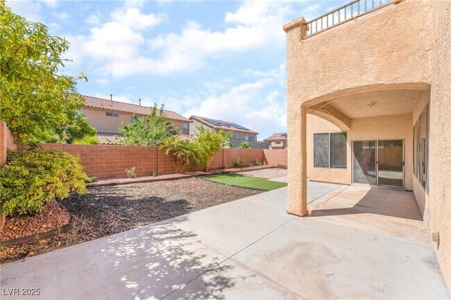 Building Photo - 6223 Gentle Waters Ct
