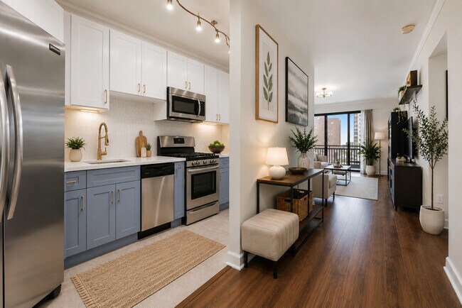 Building Photo - 5 E 14th Pl