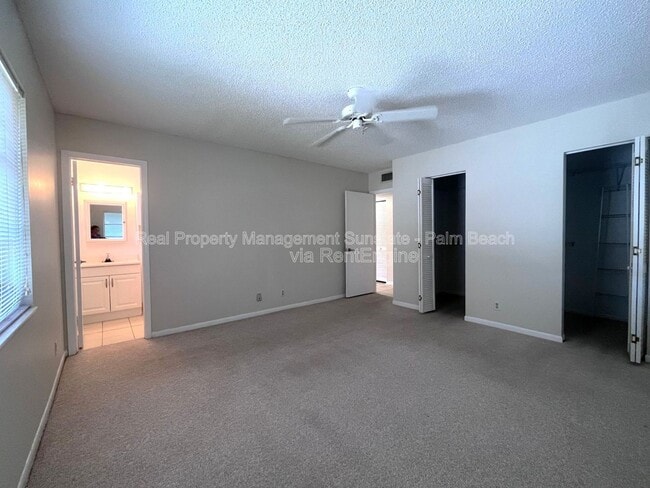 Building Photo - 4201 S Ocean Blvd