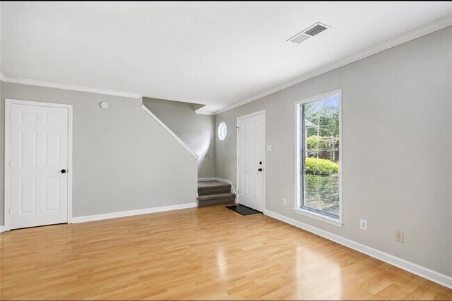Building Photo - 2390 Newport Landing