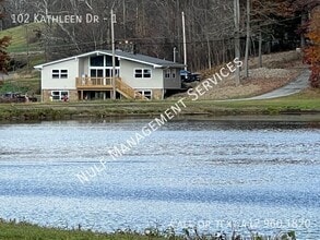 Building Photo - 102 Kathleen Dr