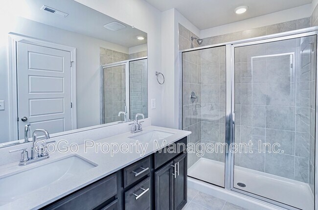 Building Photo - 126 Telford Dr