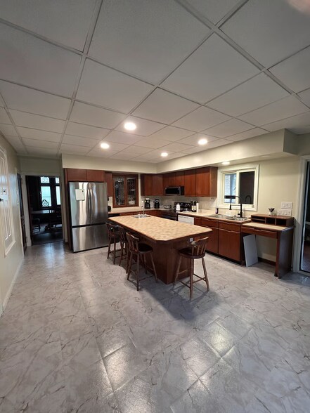 Kitchen - 2655 Allentown Rd