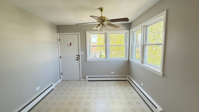 Building Photo - 3658 N Laramie Ave