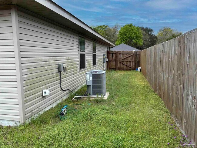 Building Photo - 5143 Carmell Ridge Cir