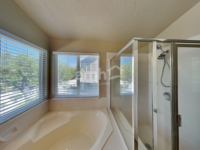 Building Photo - 3630 New Land Loop
