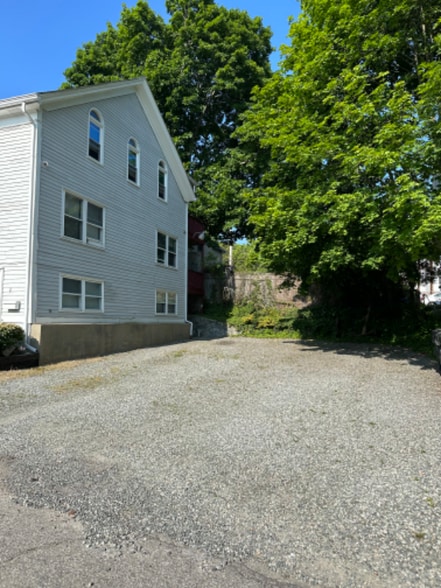 Building Photo - 15 Nestor St