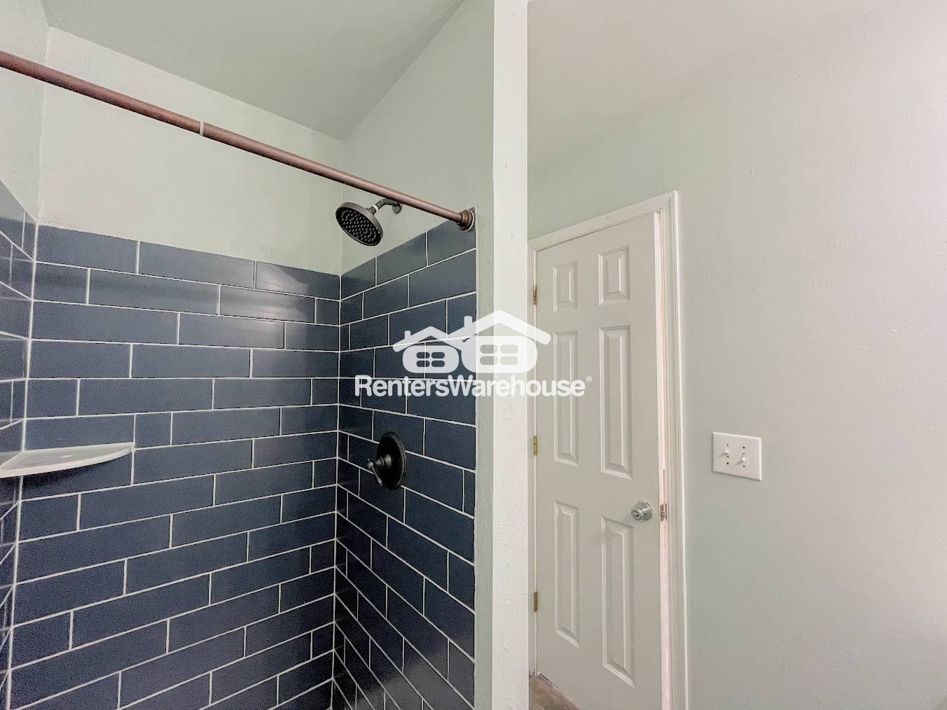 Building Photo - 2801 Leeds Ct